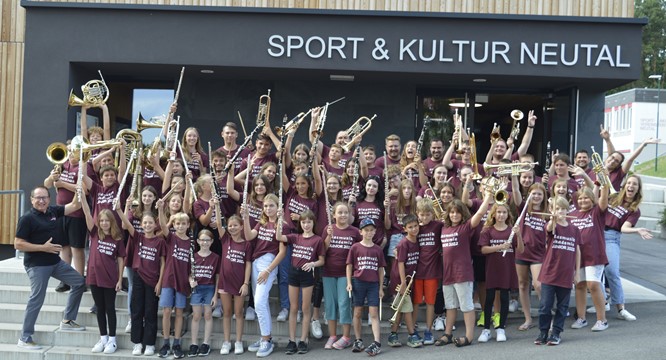 JUNIOR 2022